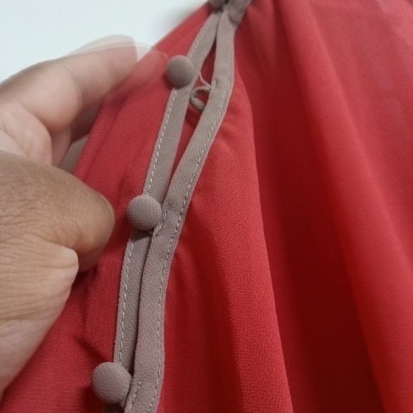 🦄 Umgee Coral Cold Shoulder Blouse - Picture 3 of 7